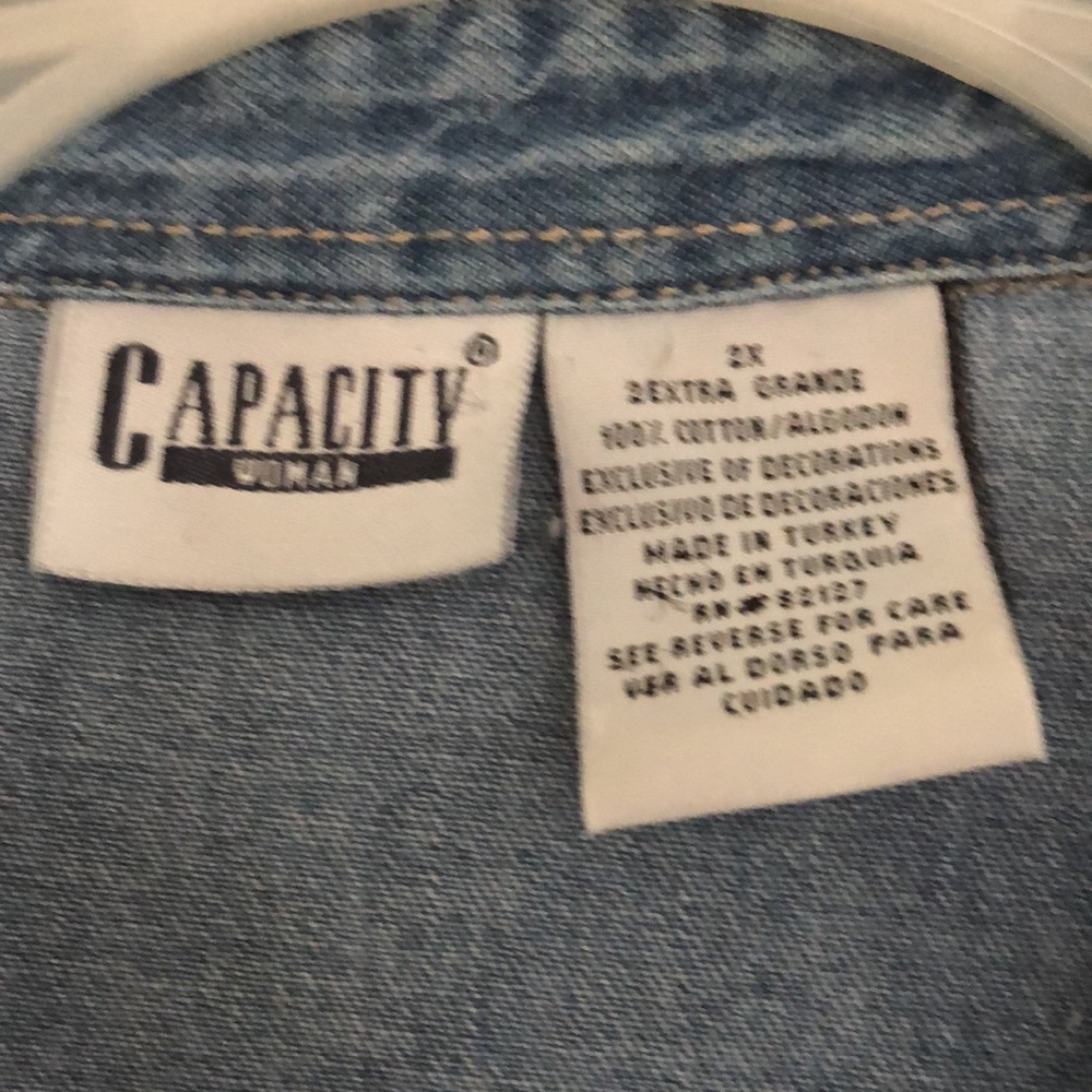 Capacity Woman Denim top - Picture 2 of 9